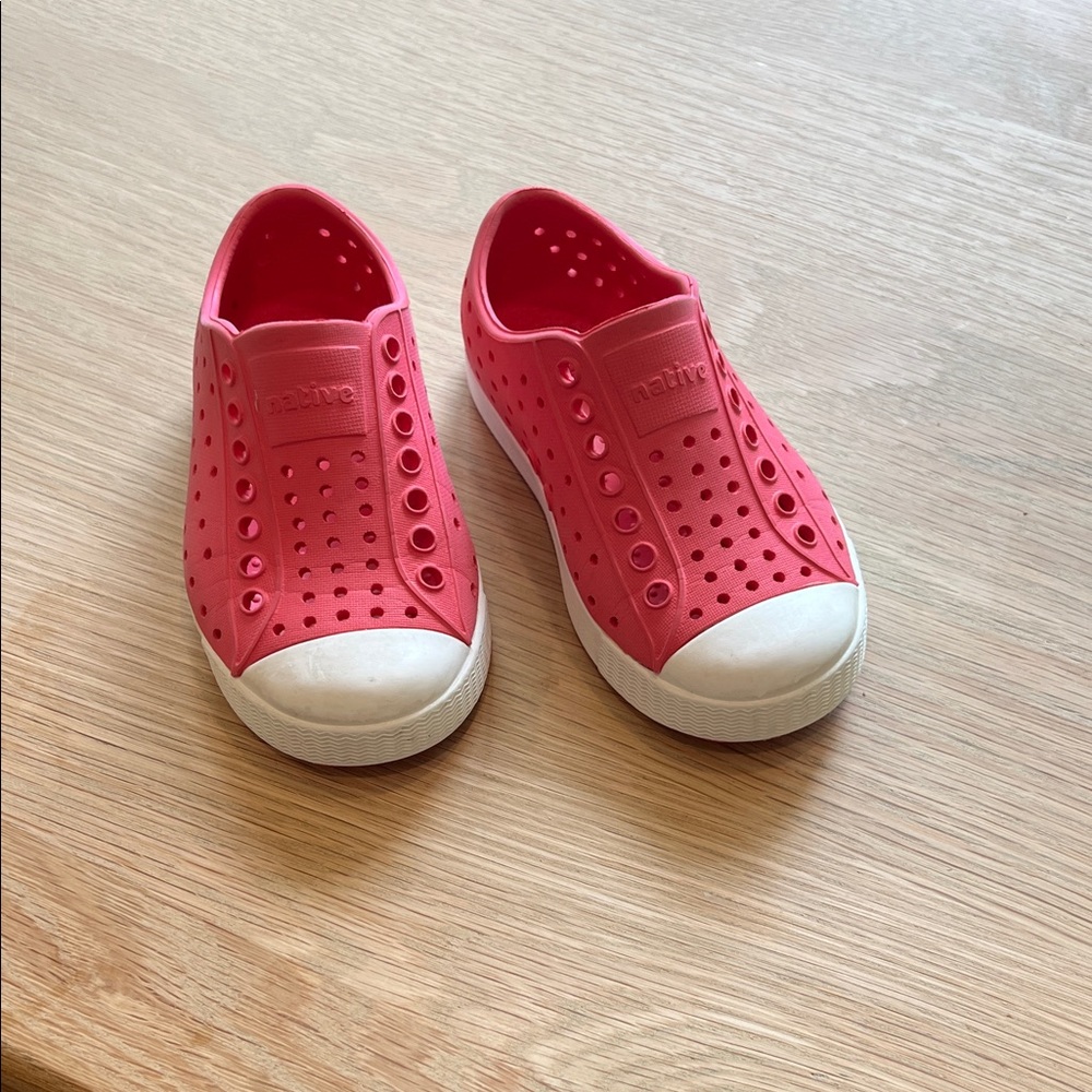 Native Kids Slip-On Water Shoes in Coral Red with White Toe